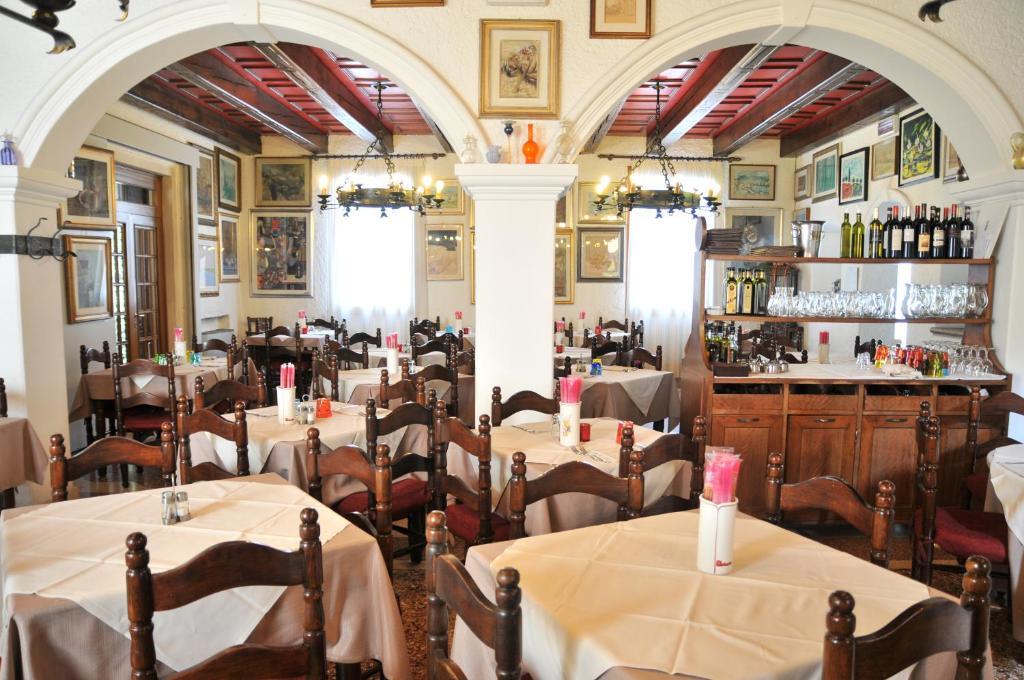 Hotel 5 Colonne Mirano Bilik gambar